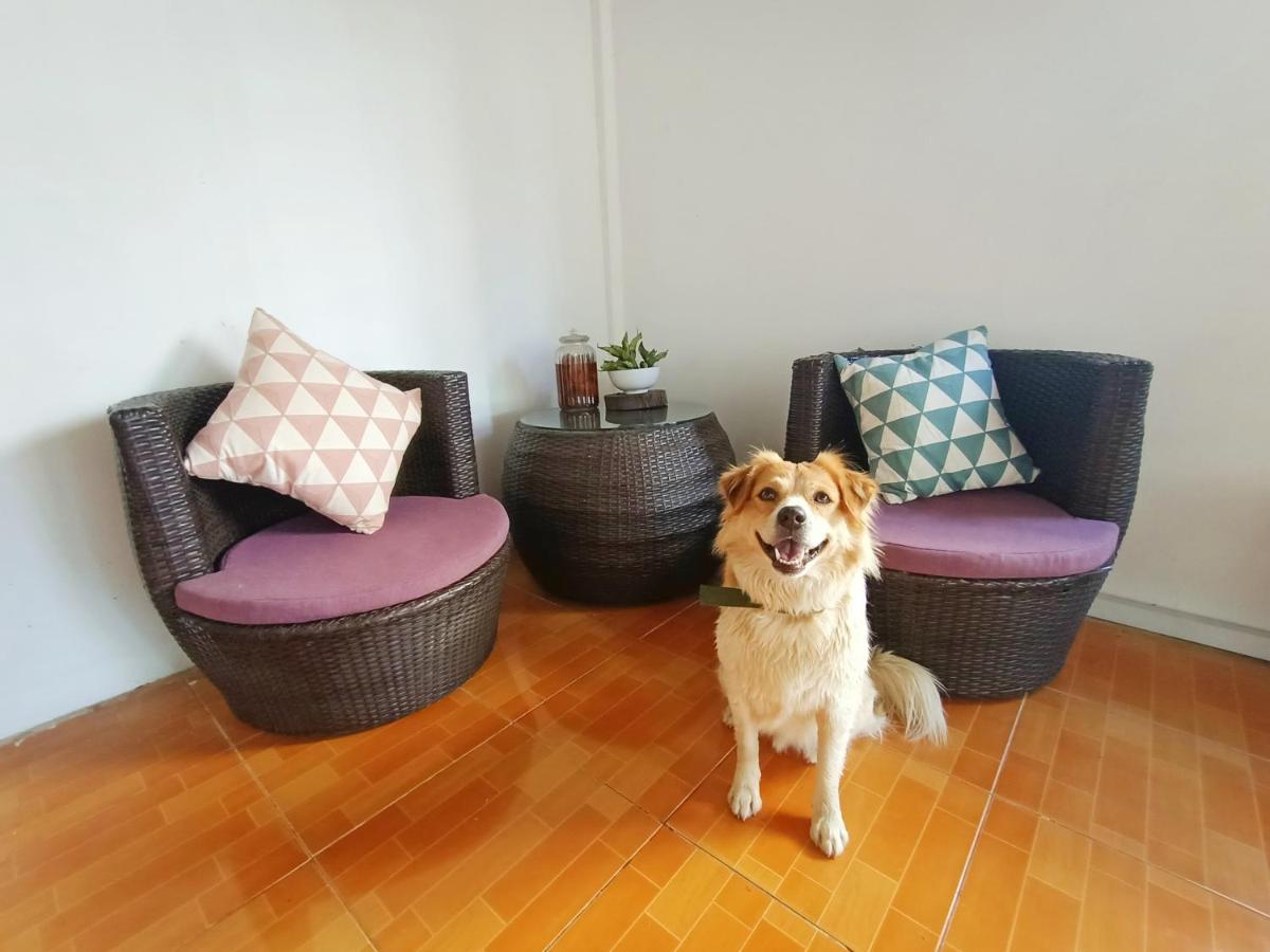 Sam'S Guesthouse M'Pai Bay 코롱 산로엠 외부 사진