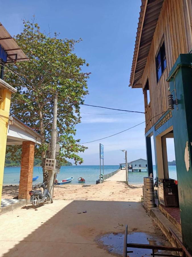 Sam'S Guesthouse M'Pai Bay 코롱 산로엠 외부 사진