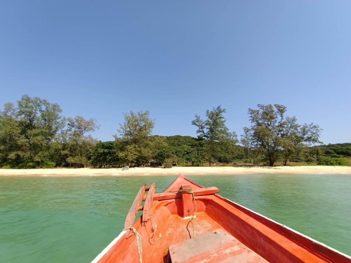 Sam'S Guesthouse M'Pai Bay 코롱 산로엠 외부 사진