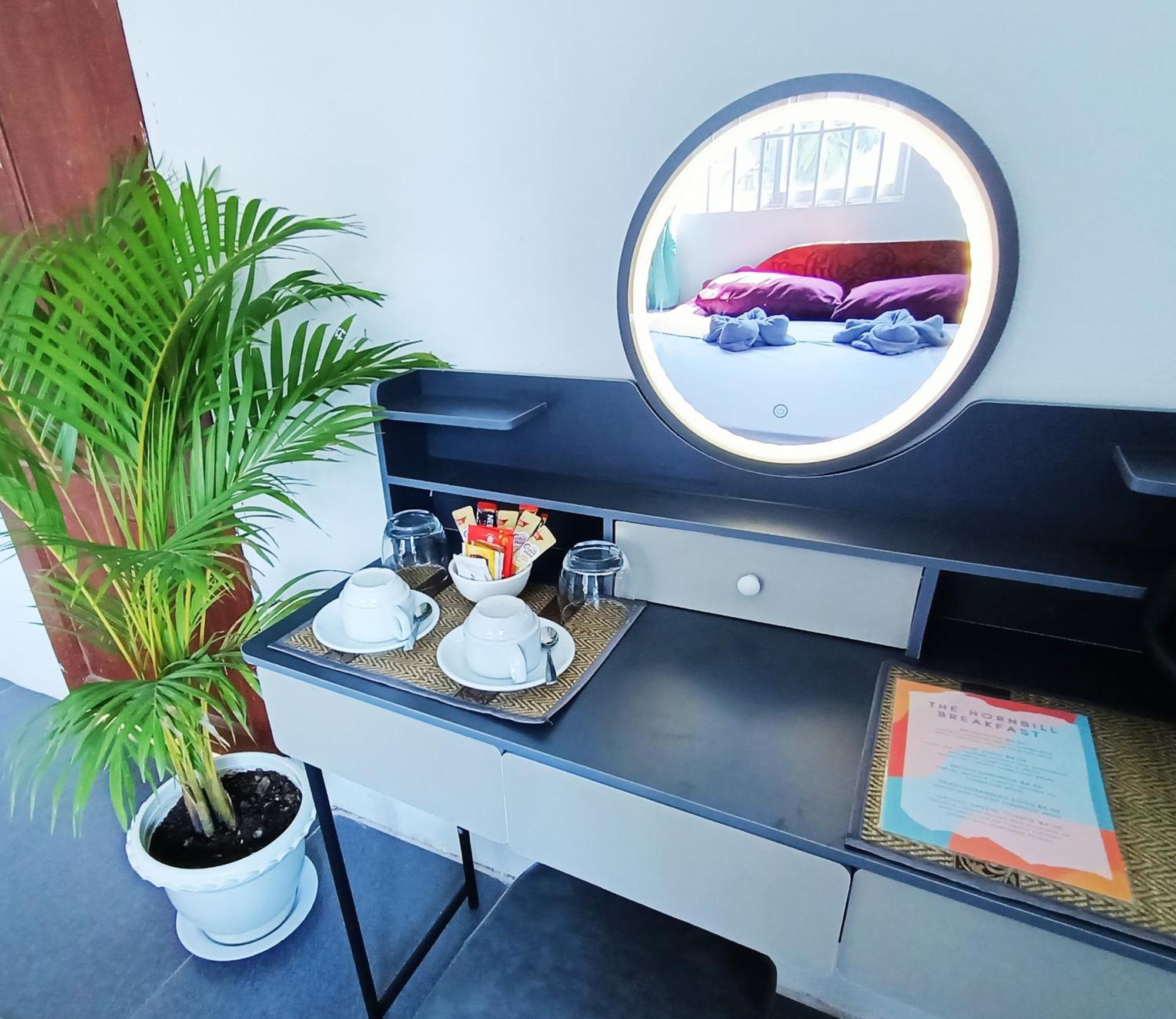 Sam'S Guesthouse M'Pai Bay 코롱 산로엠 외부 사진